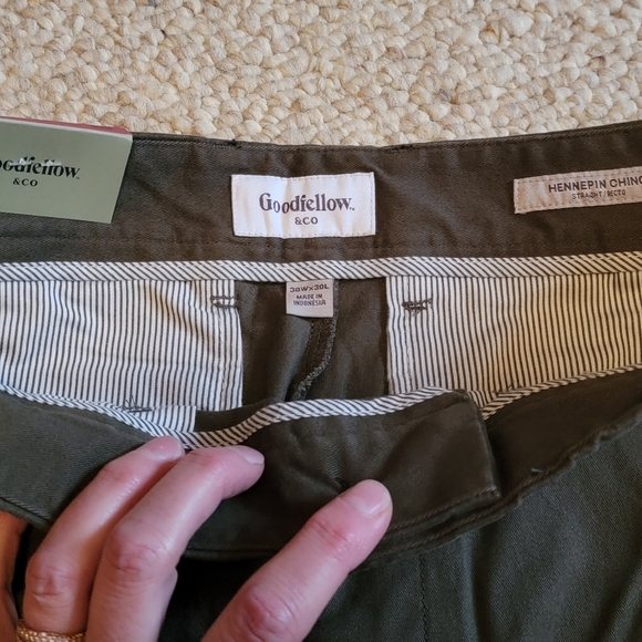 Men's Chino Pants - Picture 4 of 7